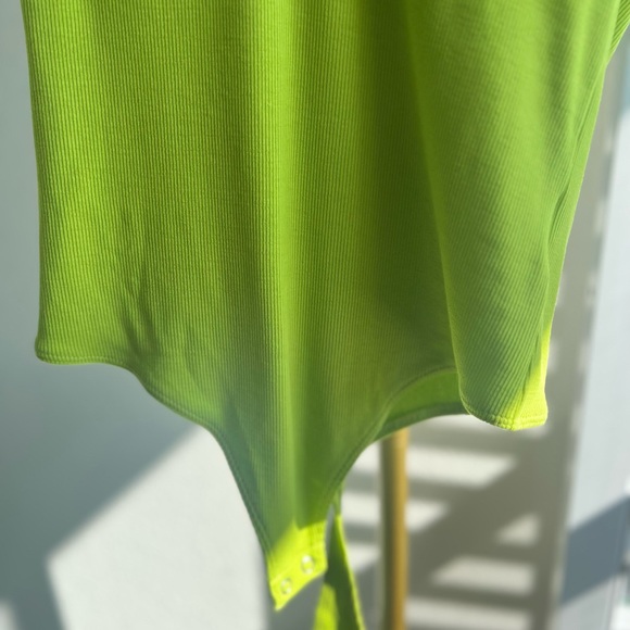 Express bodysuit - Picture 2 of 8